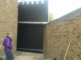 Bardage de la maison mur arriere 27.04.2015